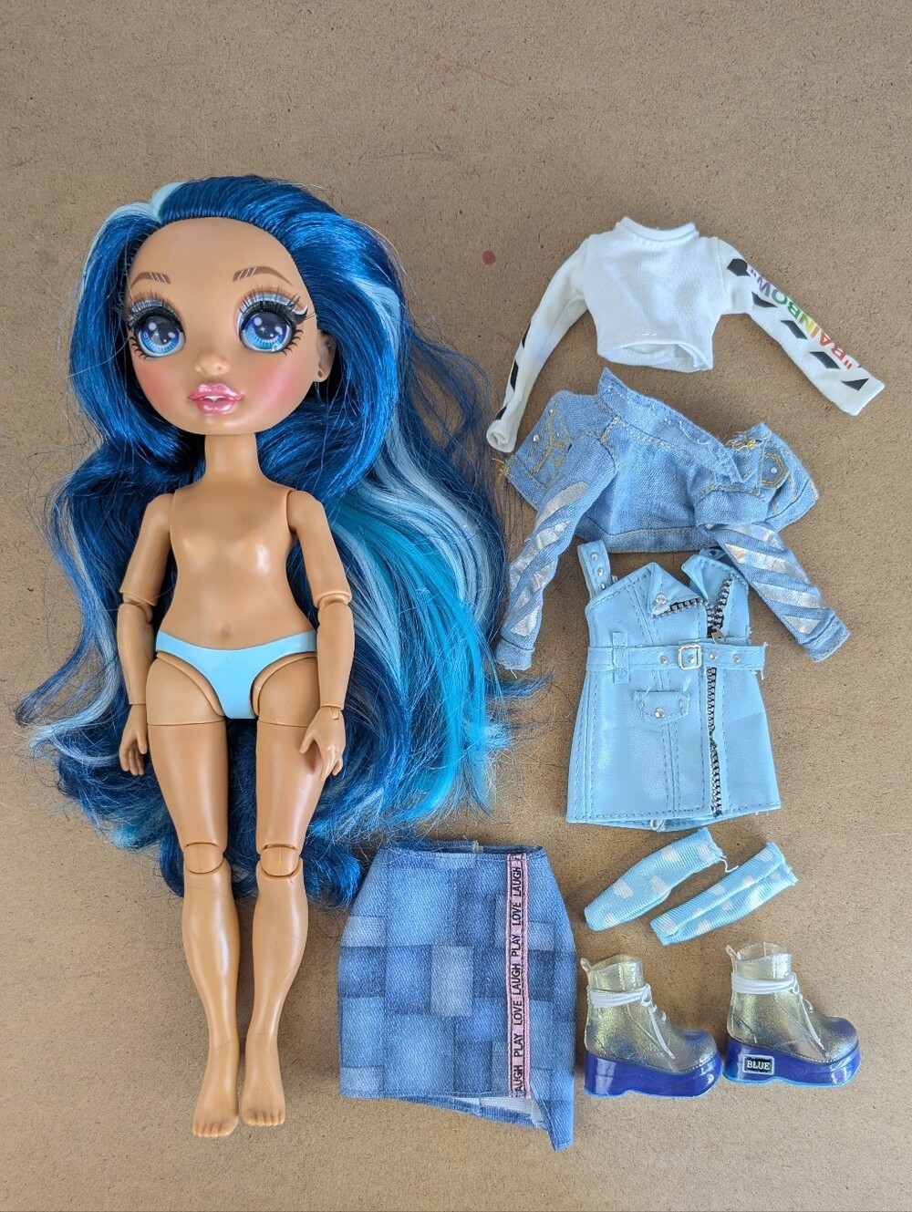 MGA Rainbow High Skyler Bradshaw Doll w Clothes, Shoes, & Accessories